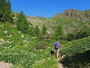 24 Per la prima volta percorriamo il'Alta Via Mercatorum per salire al Passo di Verrobbio